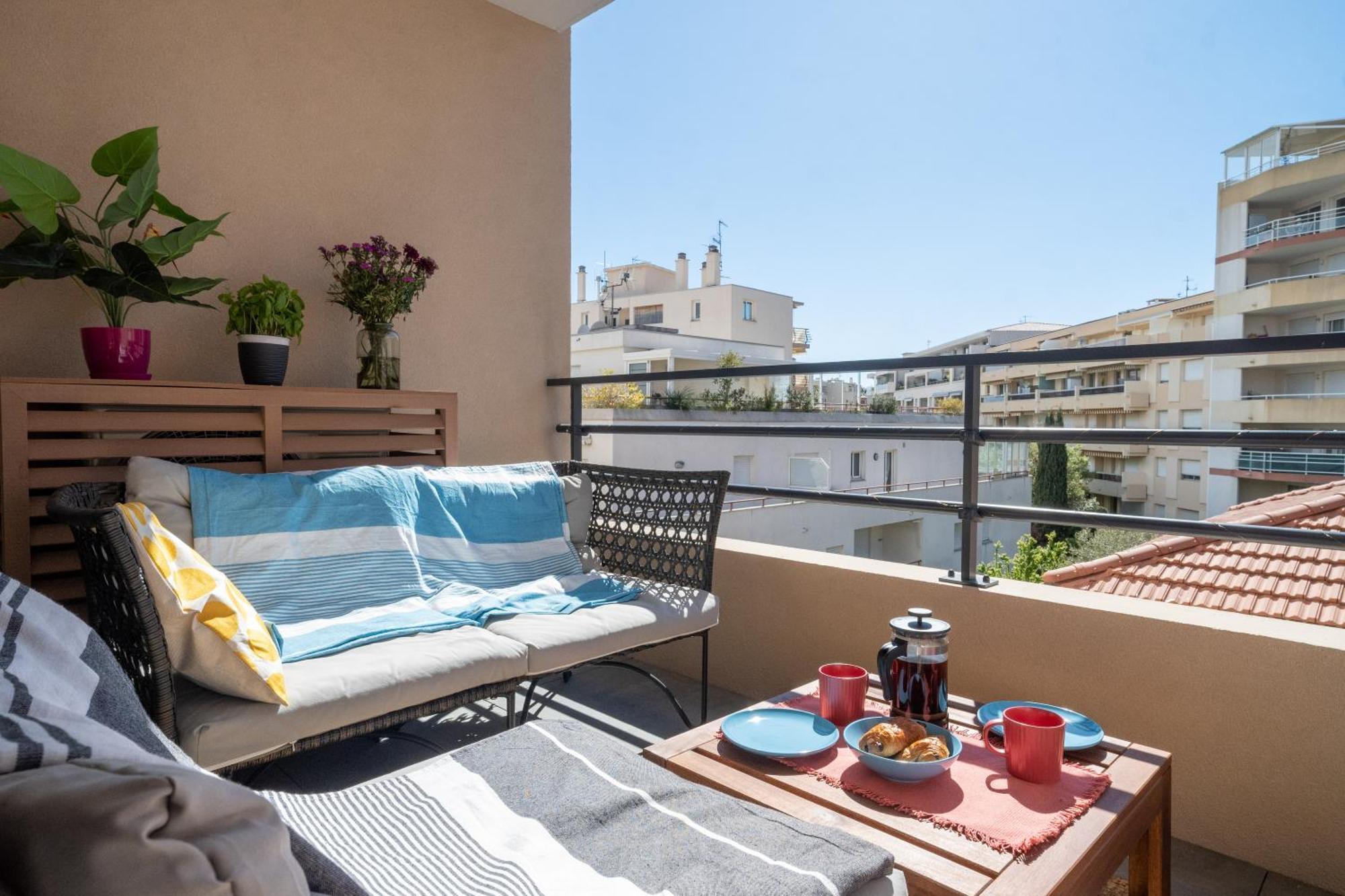 Apartment Pws - Sunny Modern Flat Near Juan Les Pins Pinede & - Terrace & Ac!